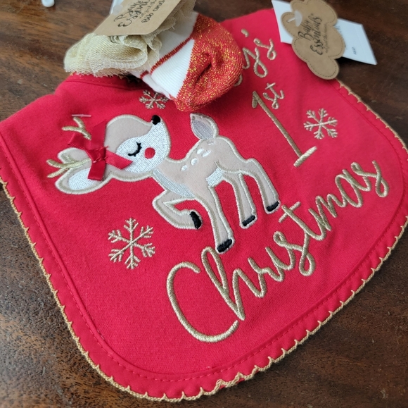 Babys 1st Christmas Embroidered Bib Socks Silicone Plate Dining Meal Set Lot NWT - Picture 7 of 8